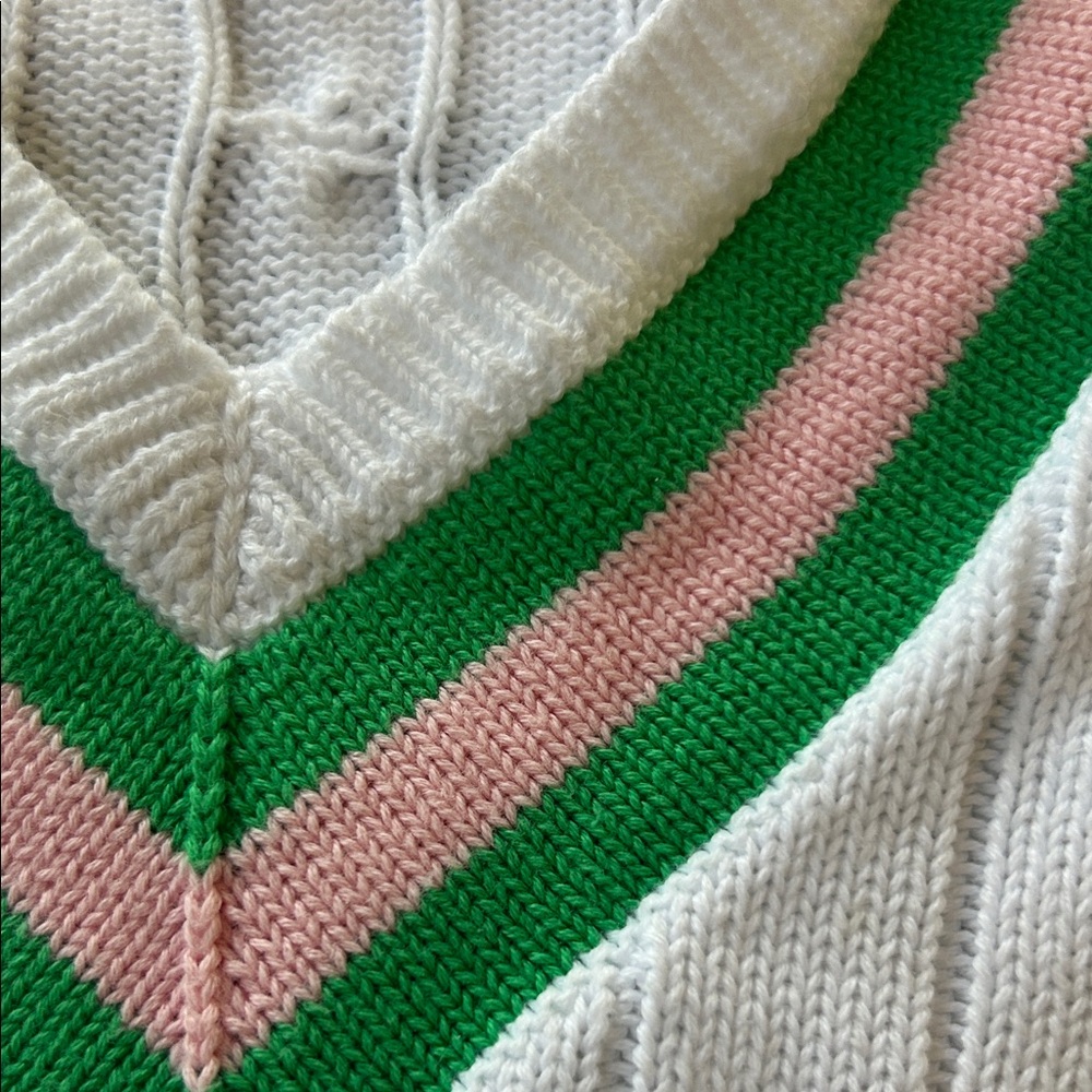 Lilly Pulitzer White Cable-Knit V-Neck Brockton Sweater - Picture 6 of 7